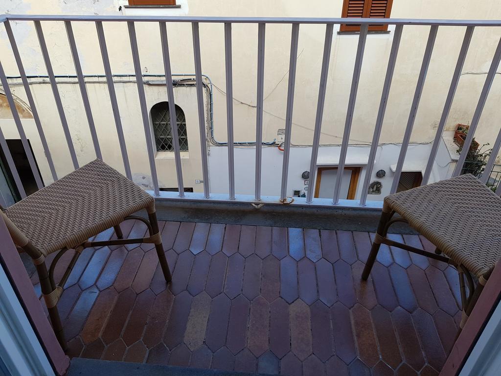 Palatium Mari Hotel Capri Exterior photo
